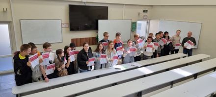 Выпуск и новый набор образовательных курсов